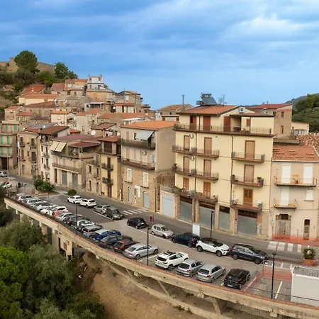 Antica Dimora Marinelli Maison d'hôtes 3*