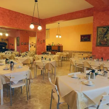 Antica Dimora Marinelli 3* Ficarra